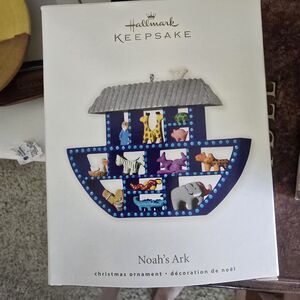 Hallmark Keepsake Noah's Ark Christmas Ornament 2010 new in box Christian